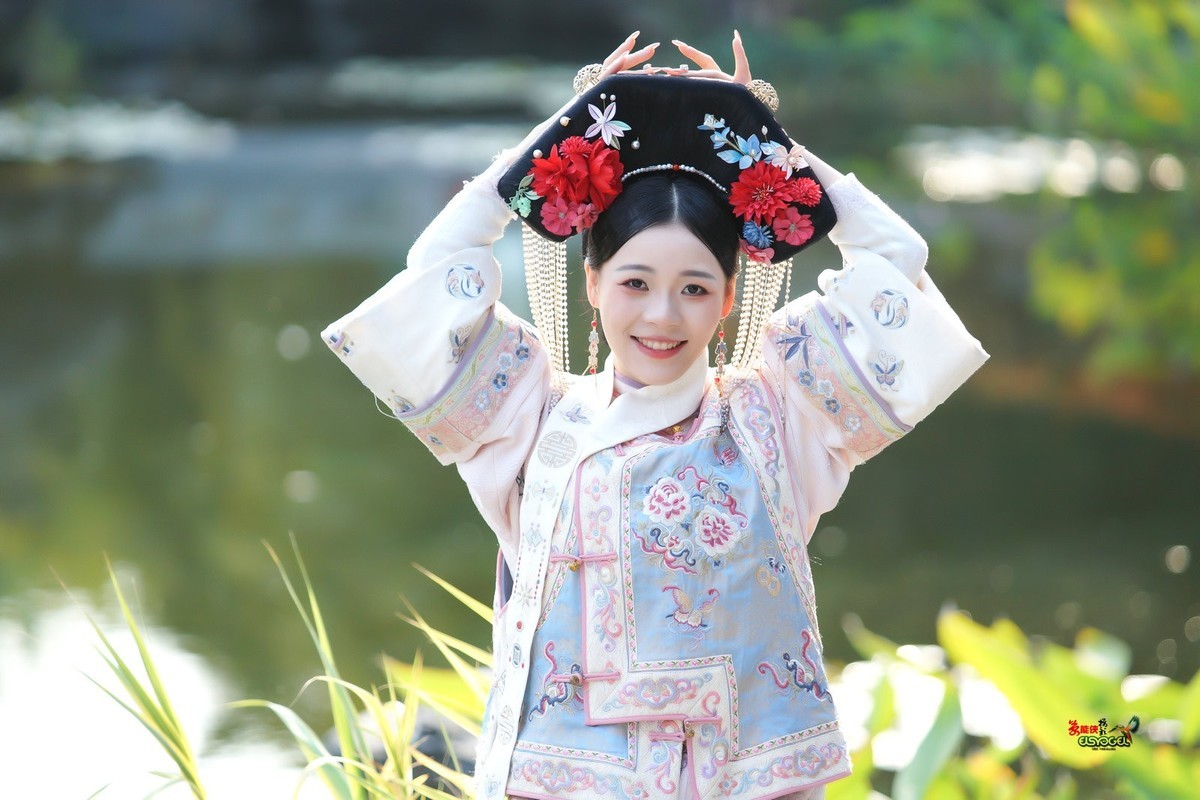 【清汉格格游玩记】---佳佳