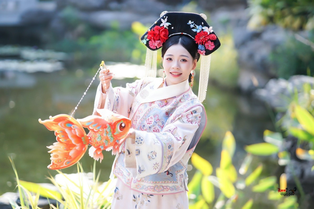 【清汉格格游玩记】---佳佳