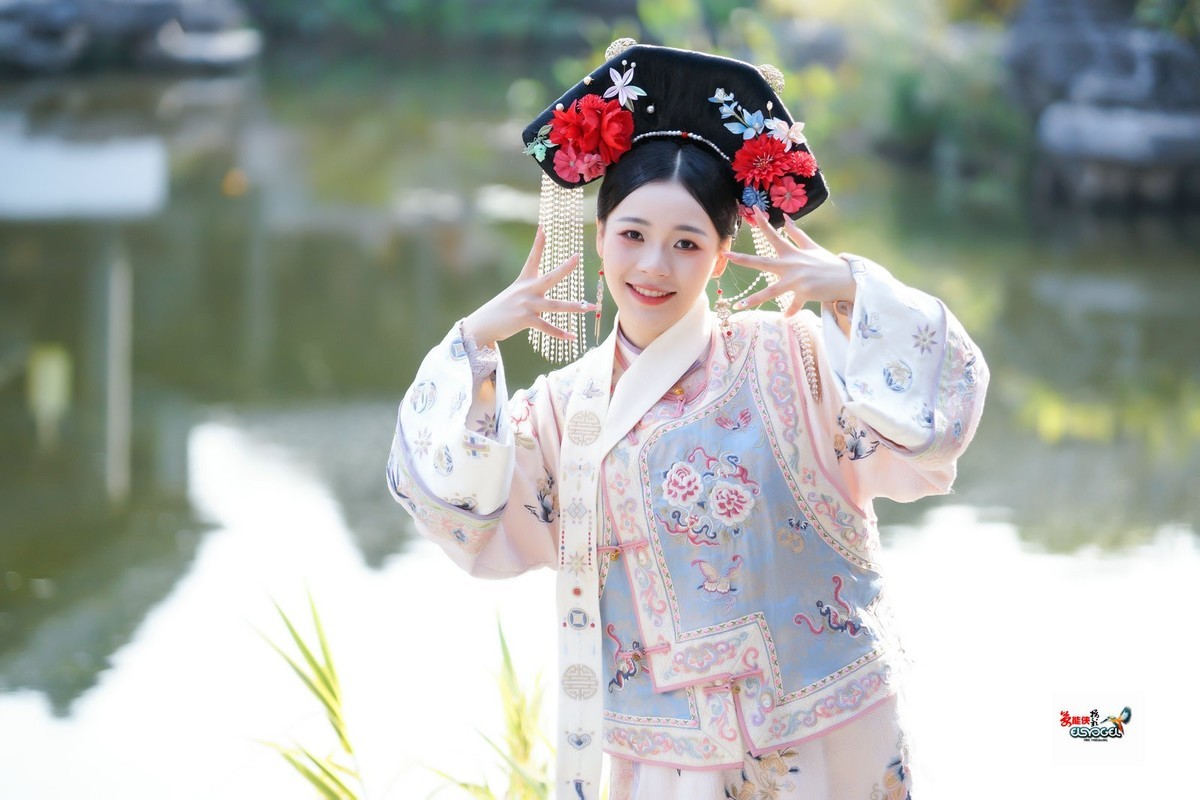 【清汉格格游玩记】---佳佳