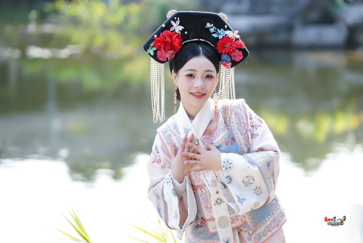 【清汉格格游玩记】---佳佳