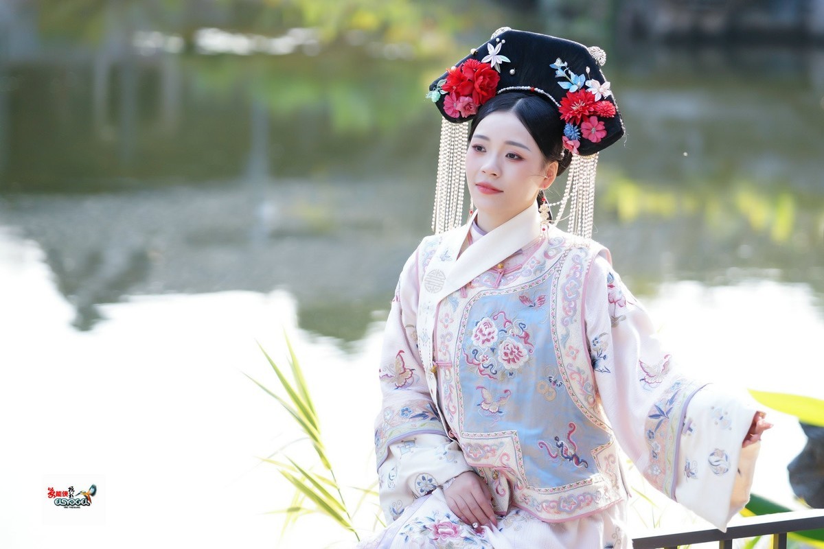 【清汉格格游玩记】---佳佳