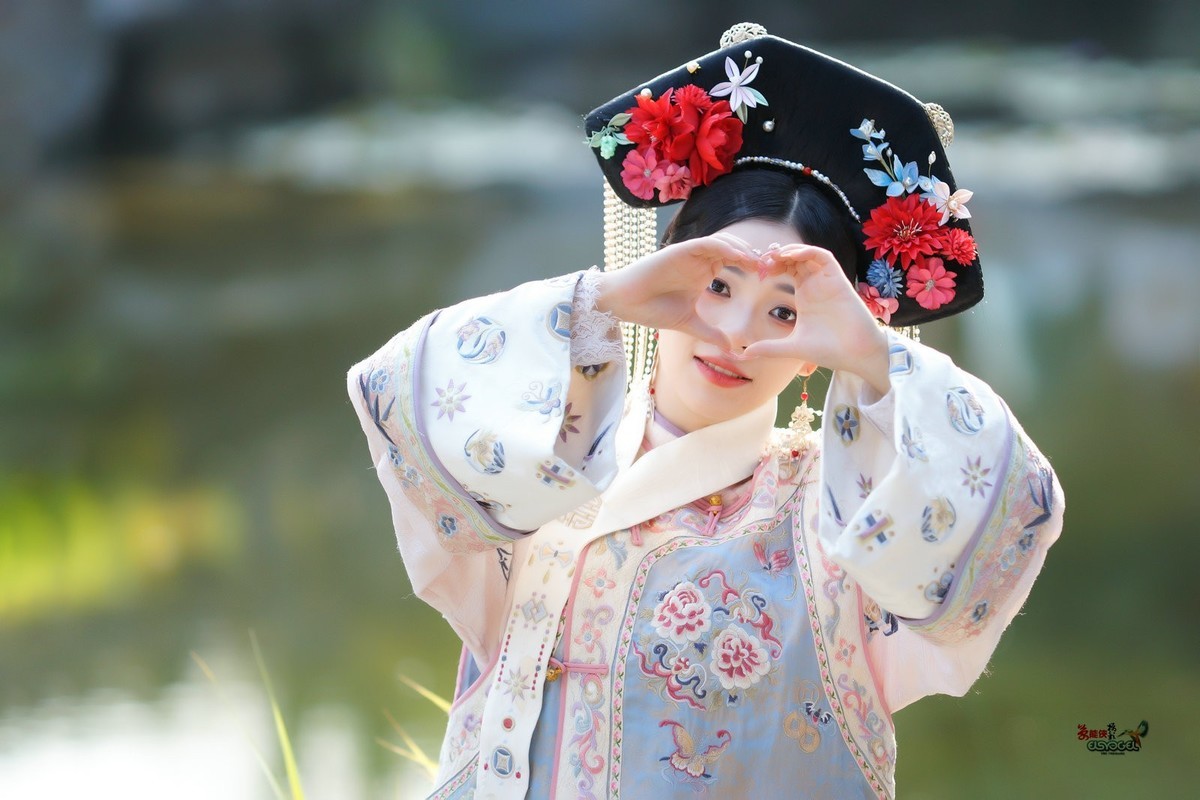 【清汉格格游玩记】---佳佳