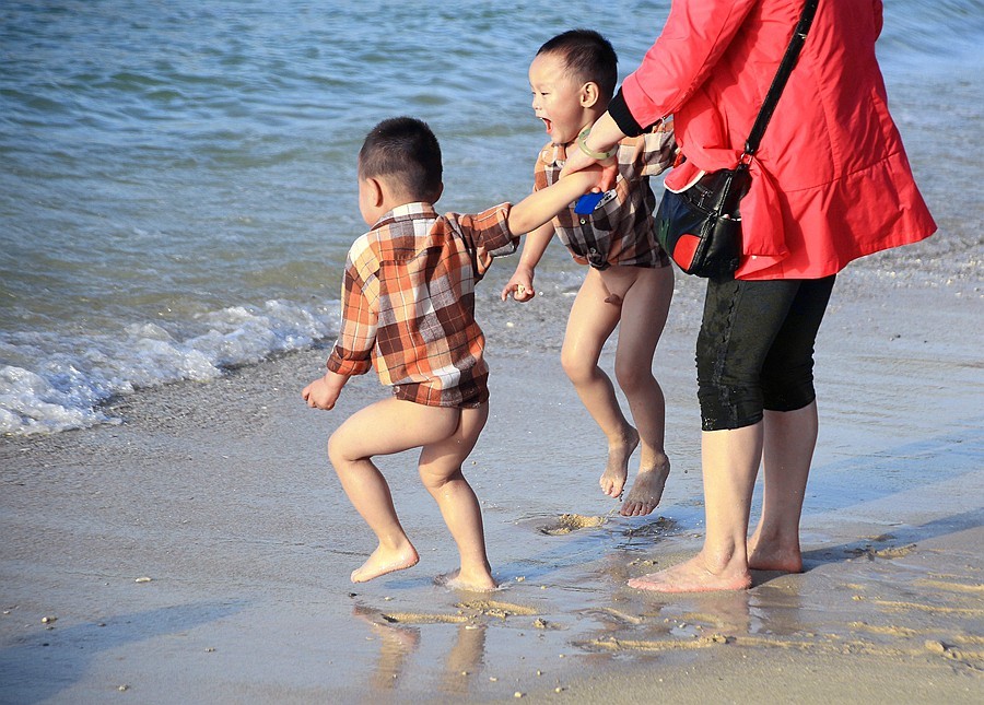《不老松：忆海南游记》三亚分界洲島嘻海小顽童！