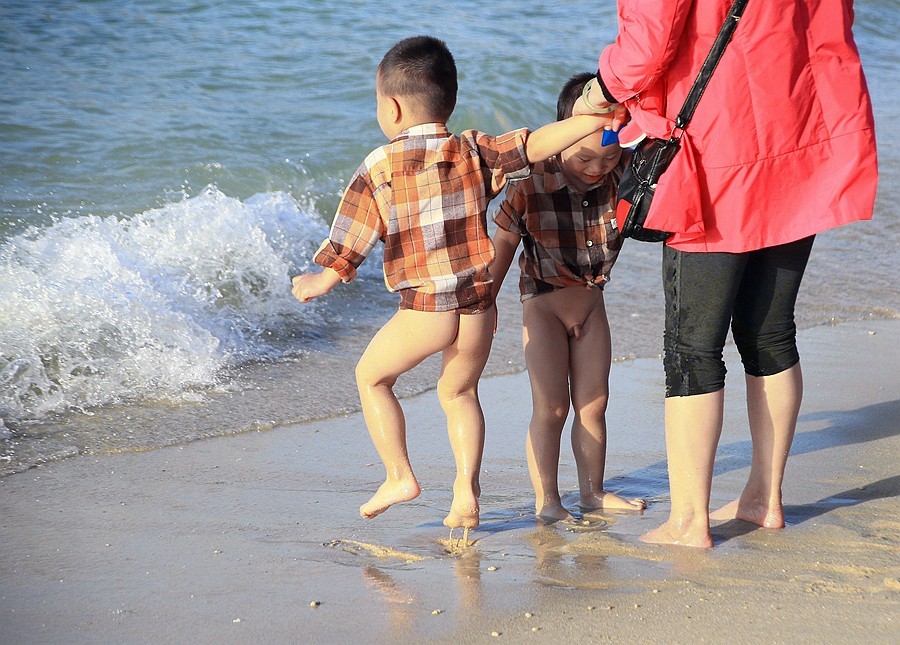 《不老松：忆海南游记》三亚分界洲島嘻海小顽童！