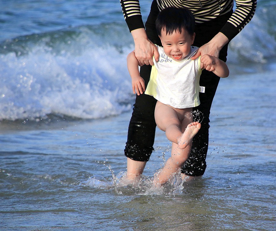 《不老松：忆海南游记》三亚分界洲島嘻海小顽童！