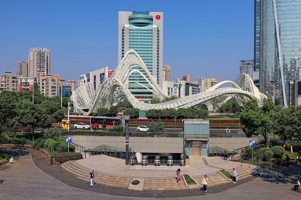 光谷步行街试机