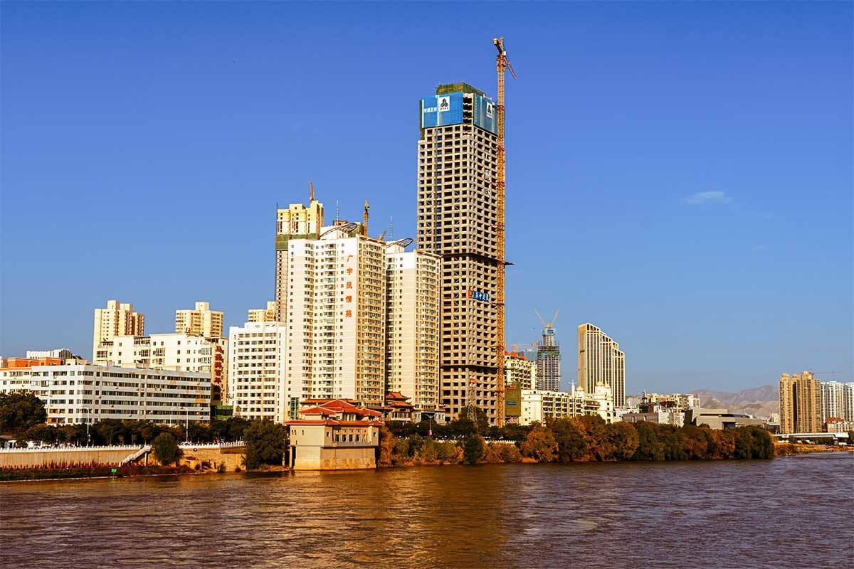 随                        拍