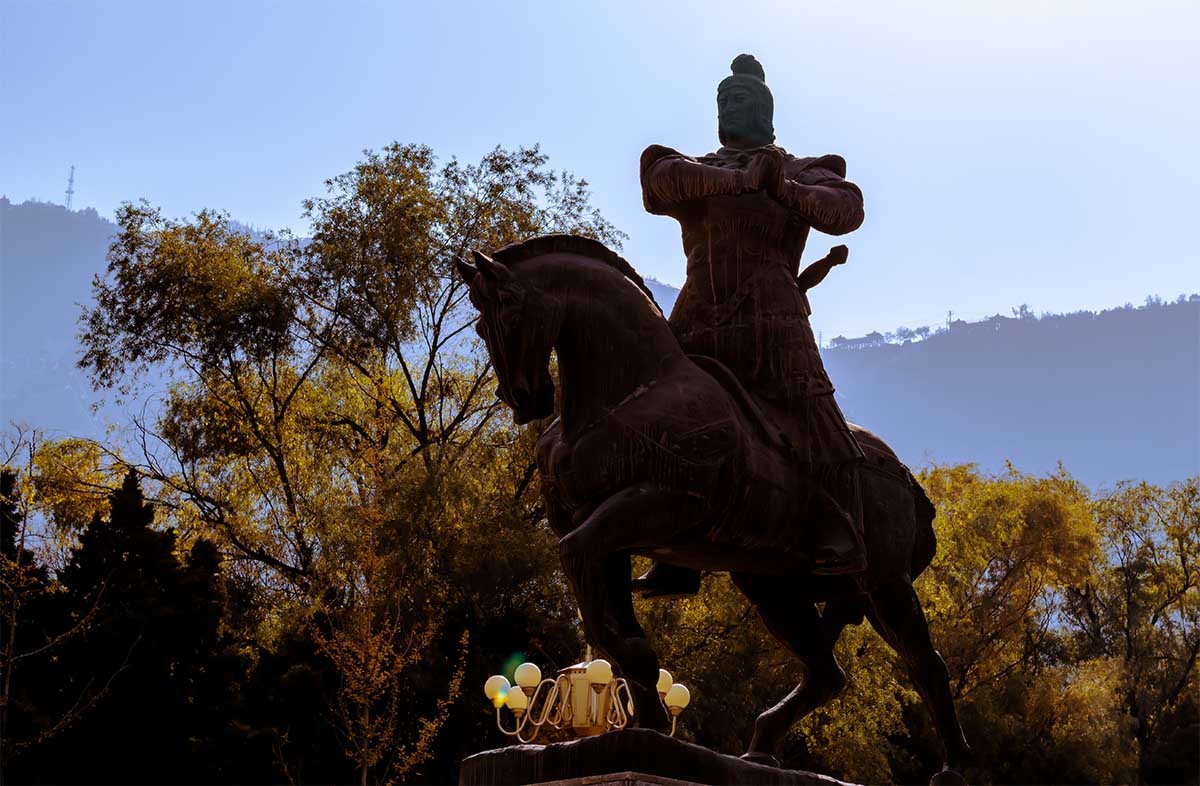 随                        拍