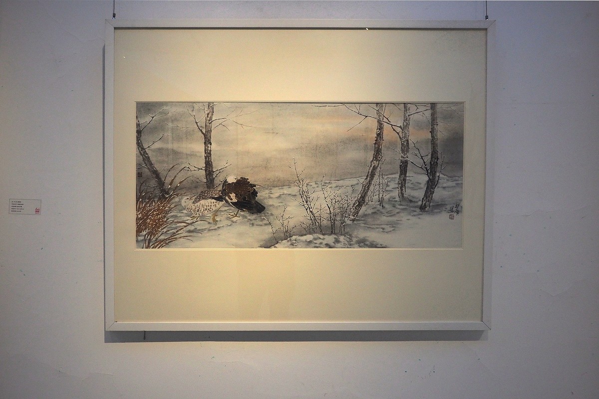 《河北工艺美术职业学院建校60周年回顾展》上