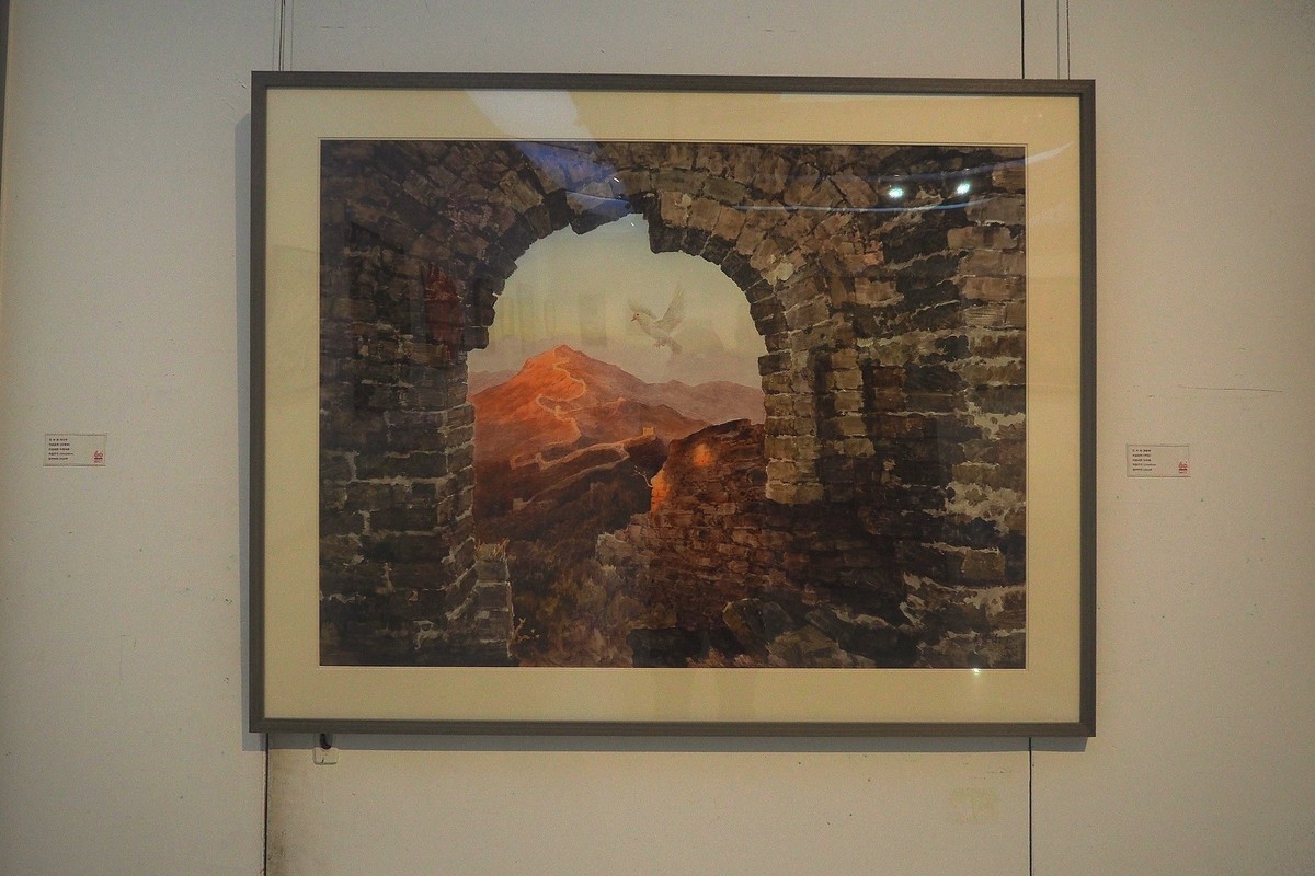 《河北工艺美术职业学院建校60周年回顾展》上