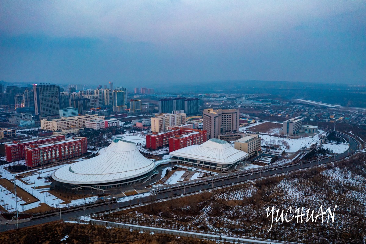 陕西榆林：从古城到新区  钰钏文化