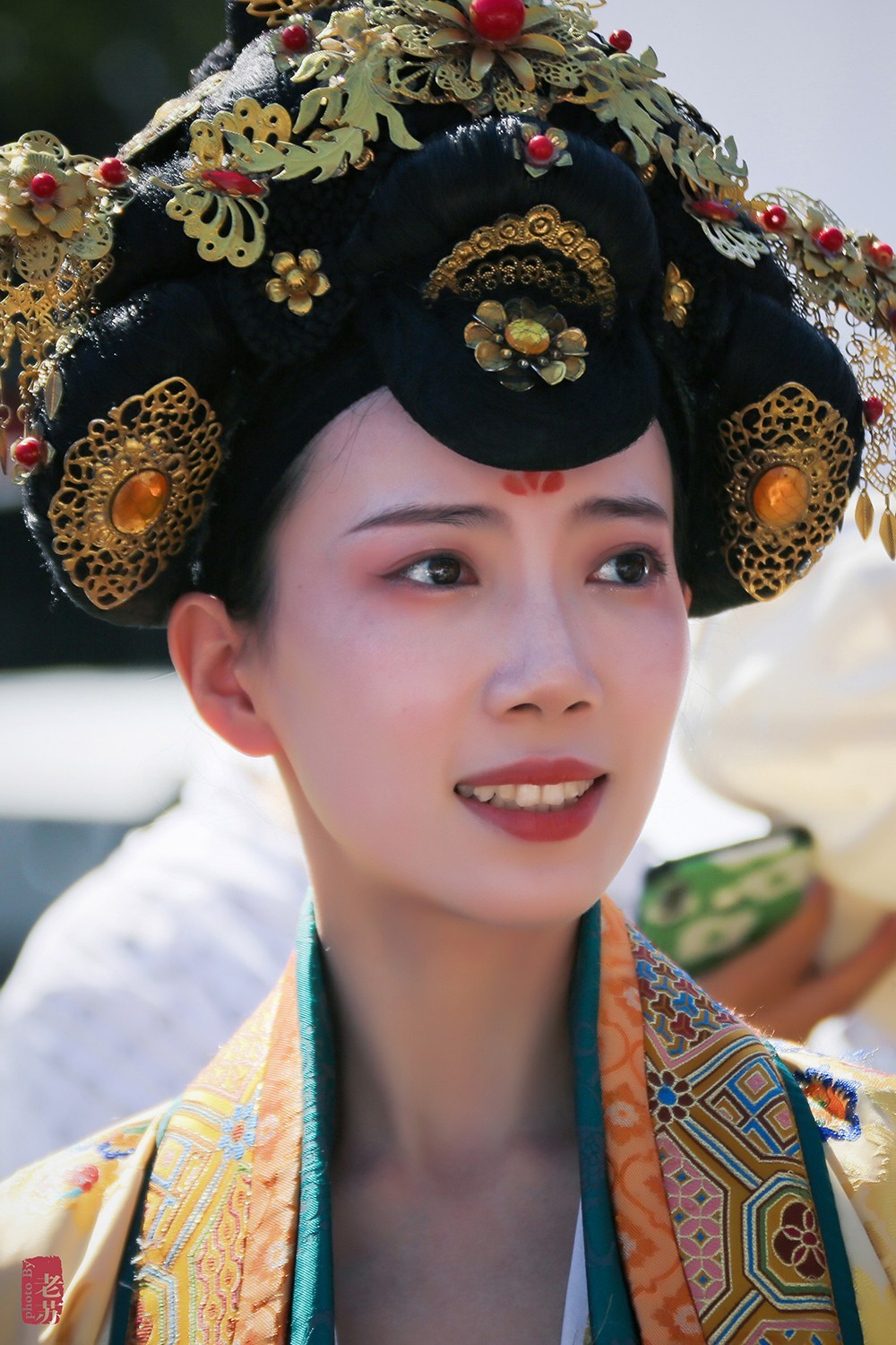 中年油腻男，国庆节追星皮卡晨小姐姐