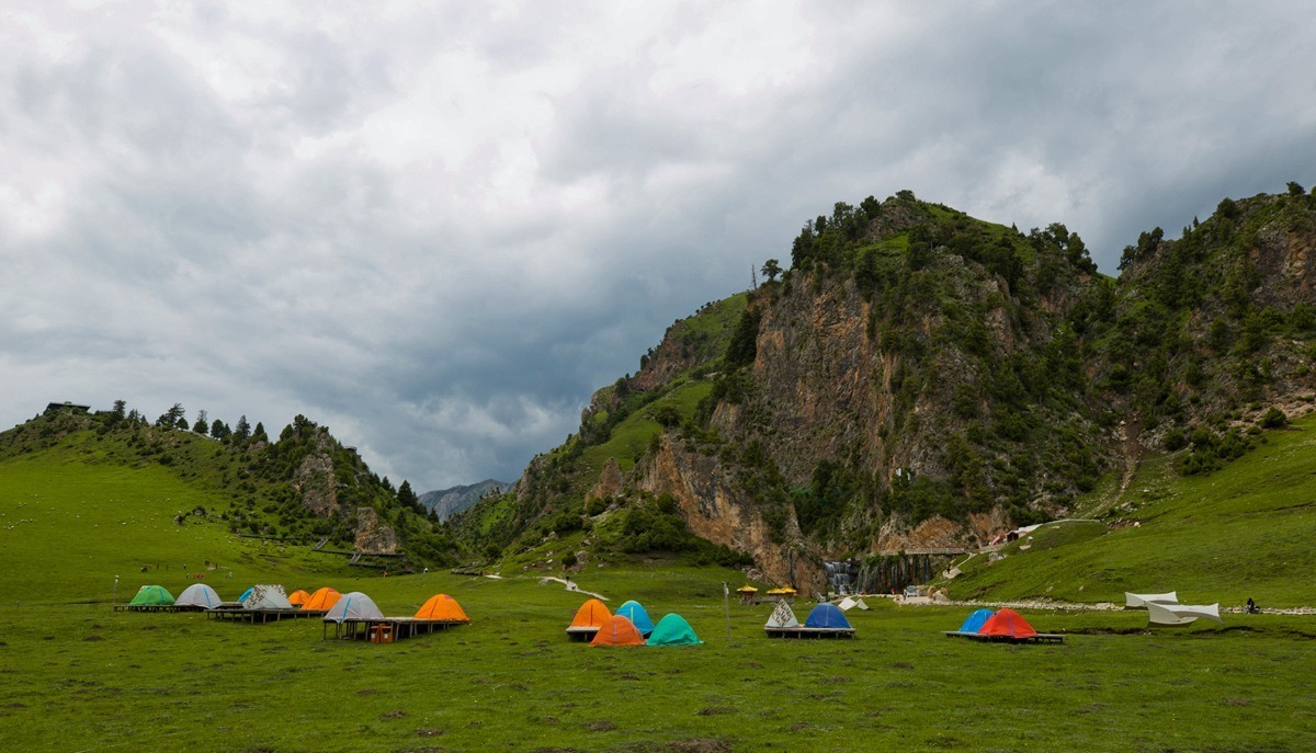 自驾若尔盖—河它温泉谷