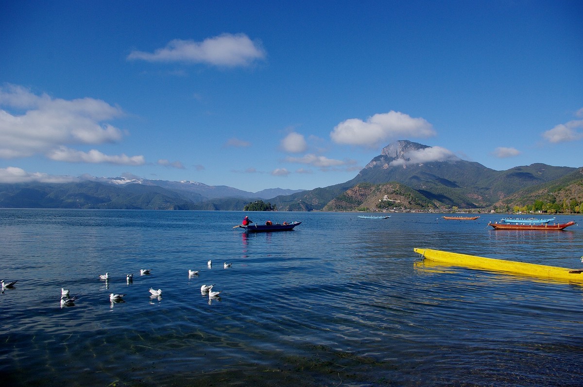 泸沽湖