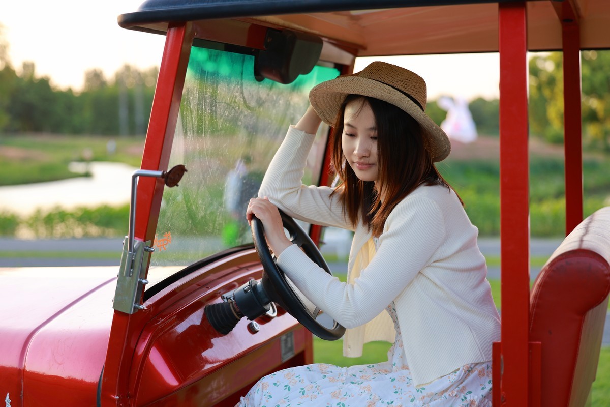 香车美女