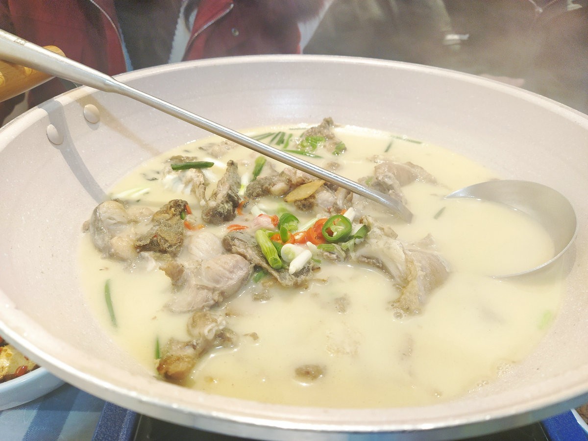 漫步星城 走街串巷（358）东区鱼市