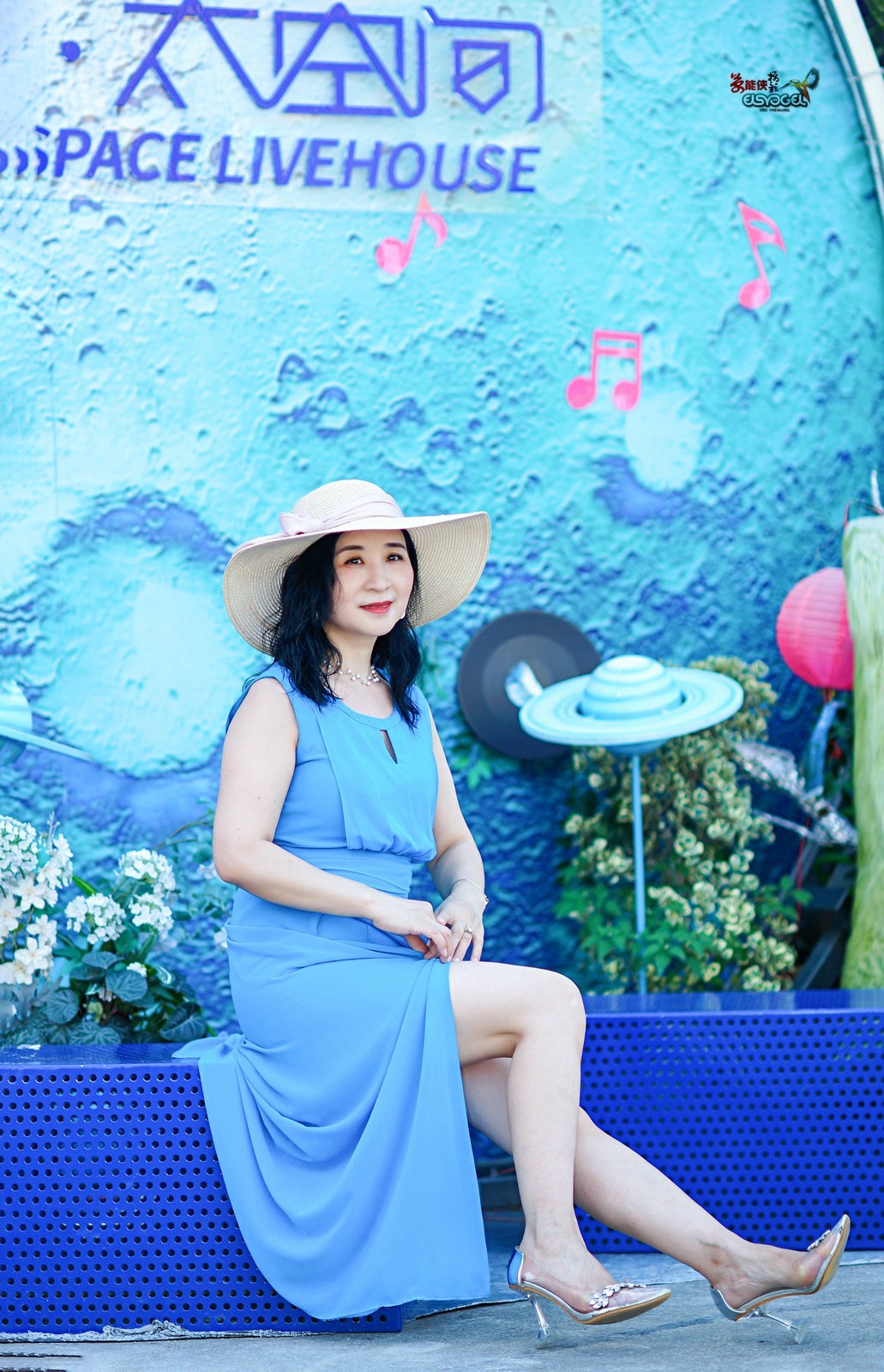 【太古仓太空间美女】---闪亮