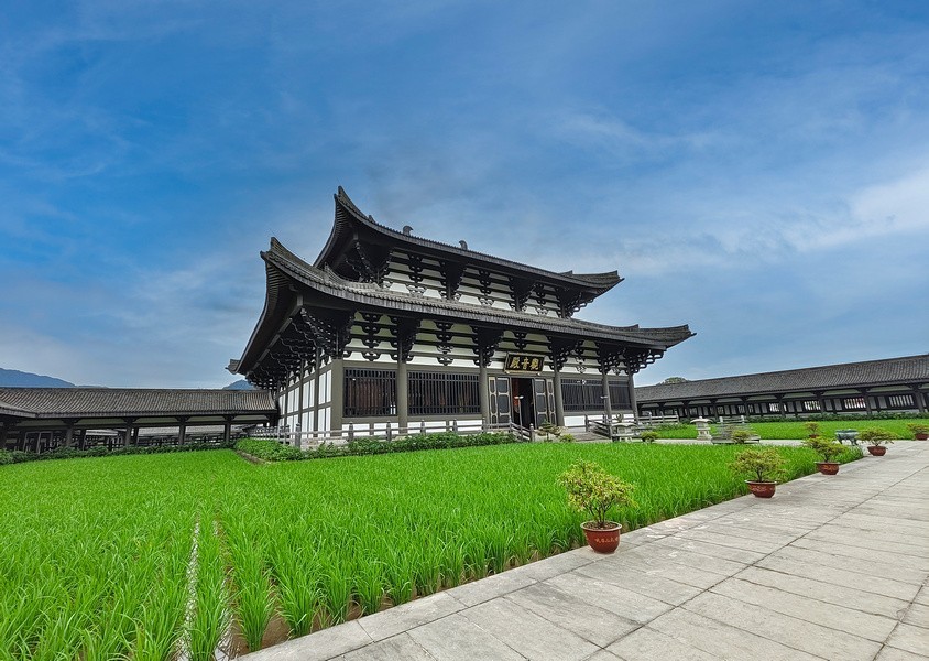 始建于唐开元年间的古庙--光明寺