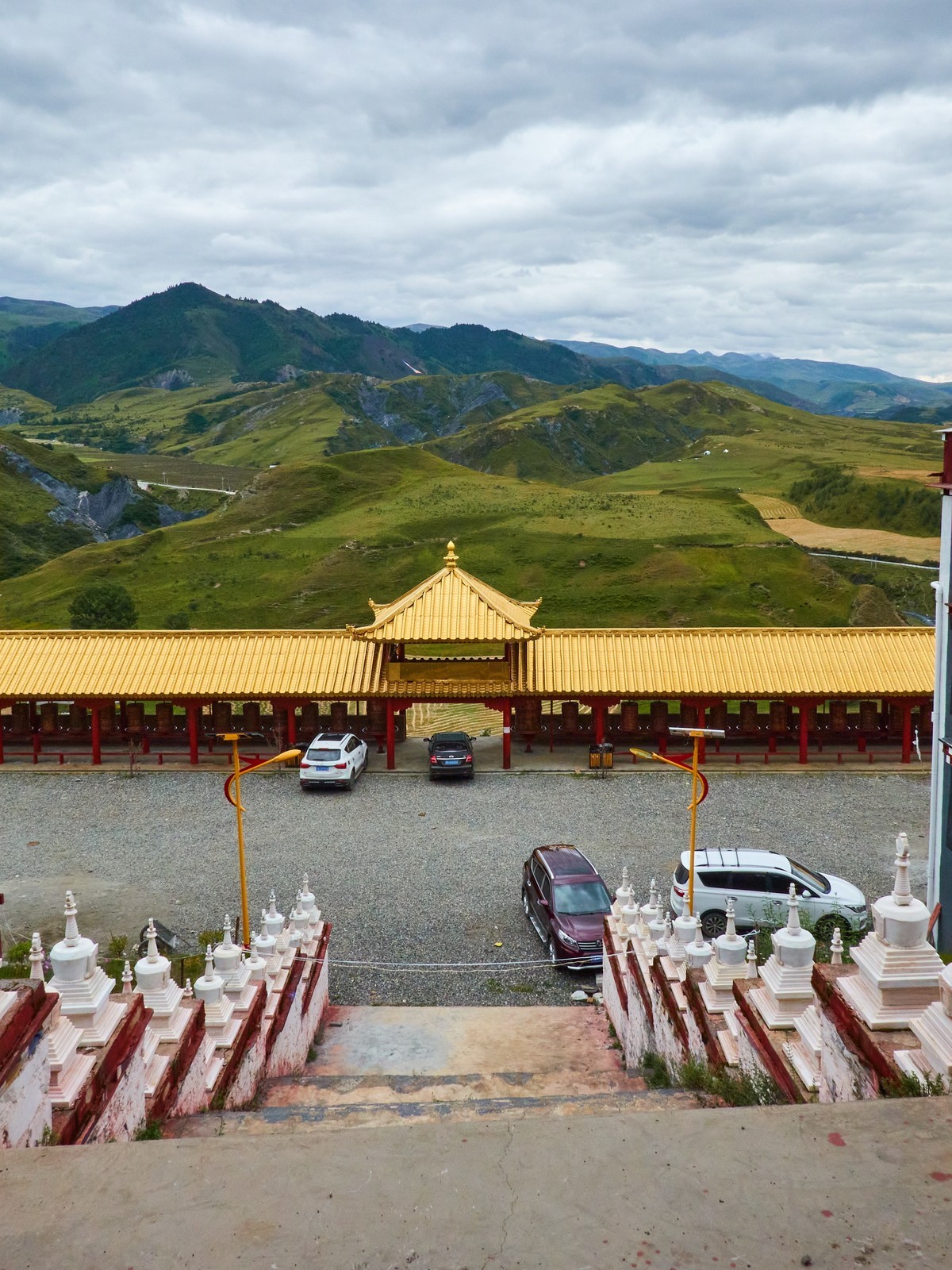 夏末秋初的八美