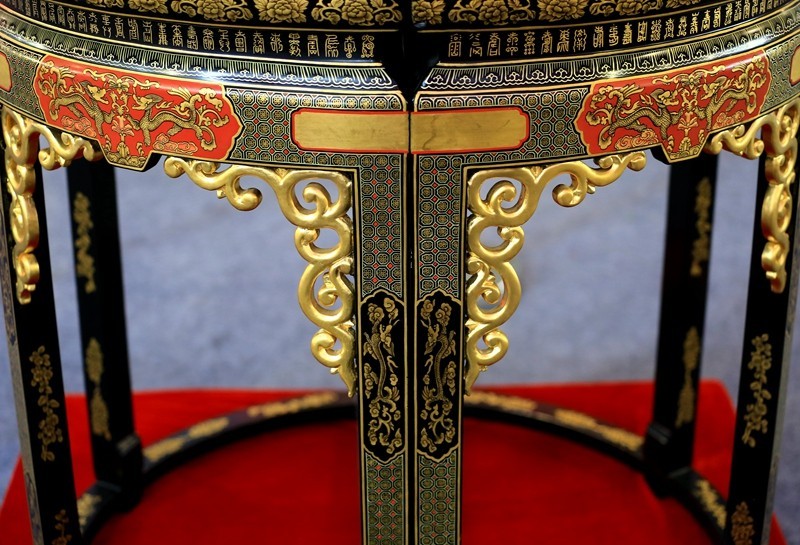 《不老松：纪实摄影》珐瑯釉艺术品欣赏！