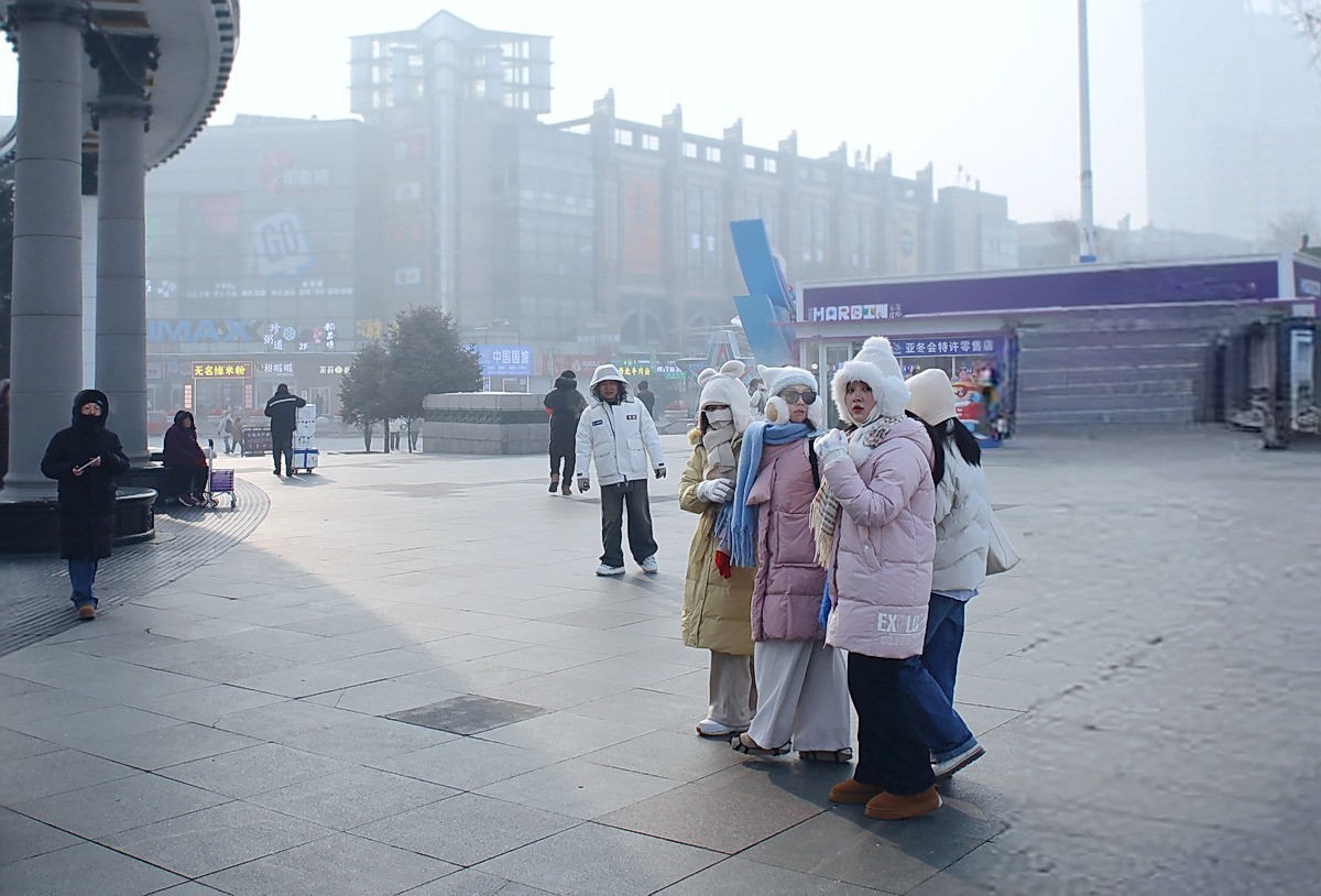 江畔雾霾天         3