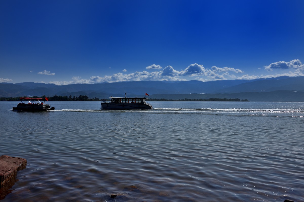 邛海湖畔【14】