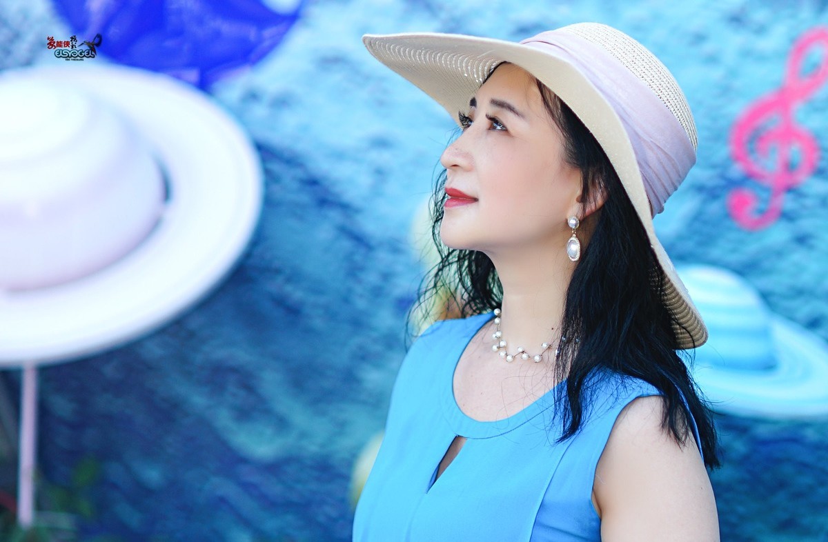 【太古仓太空间美女】---闪亮