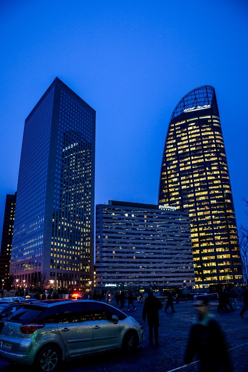 夜摄“新凯旋门”（巴黎）--祝师友除夕安好！！！