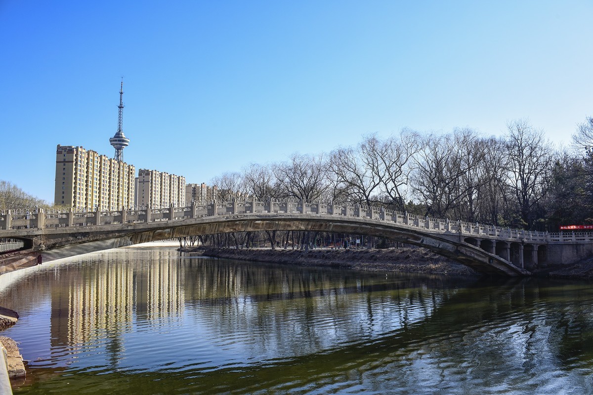 三一八公园  初春