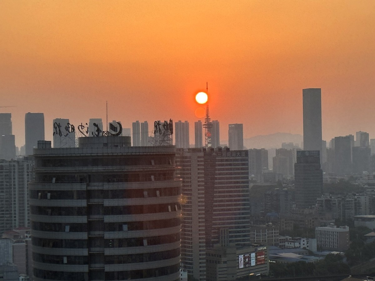 楼顶拍日落【手机叛】