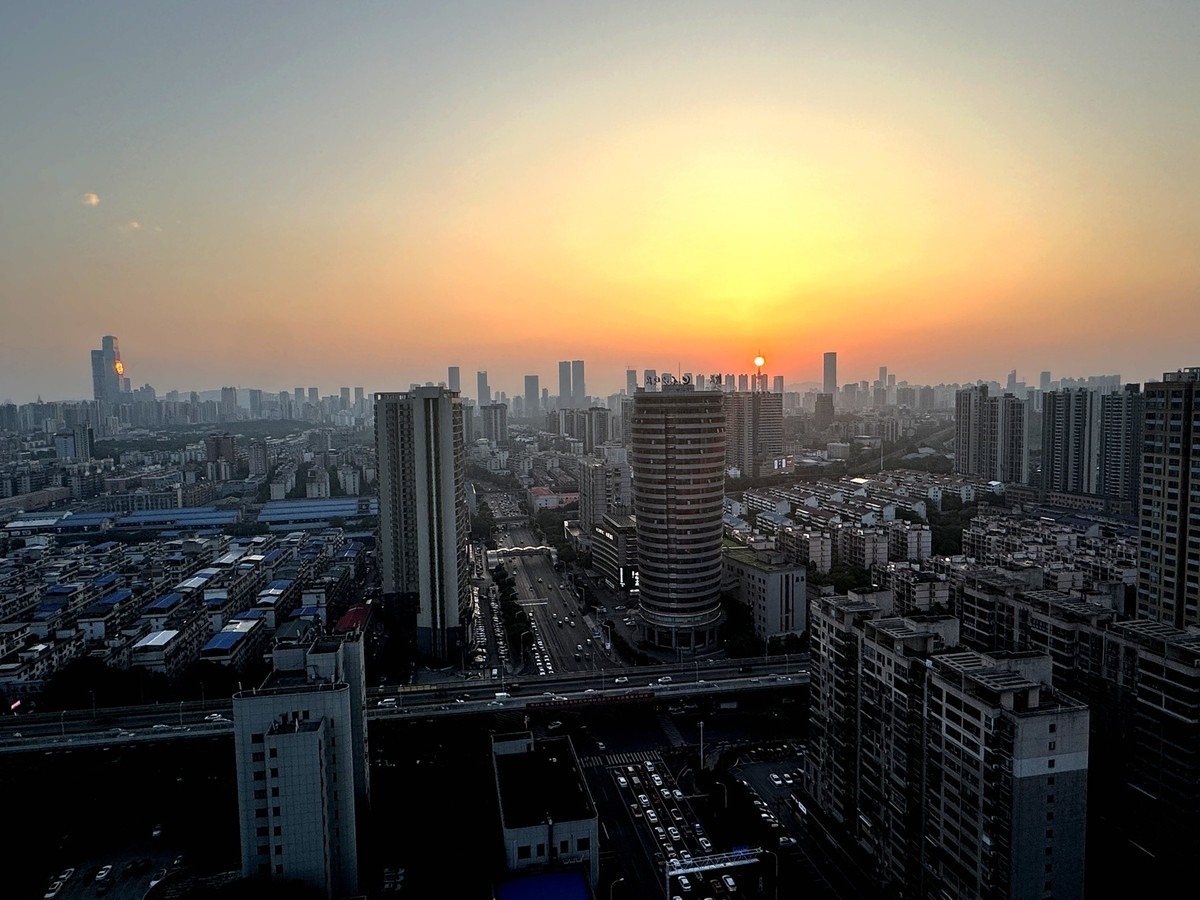 楼顶拍日落【手机叛】