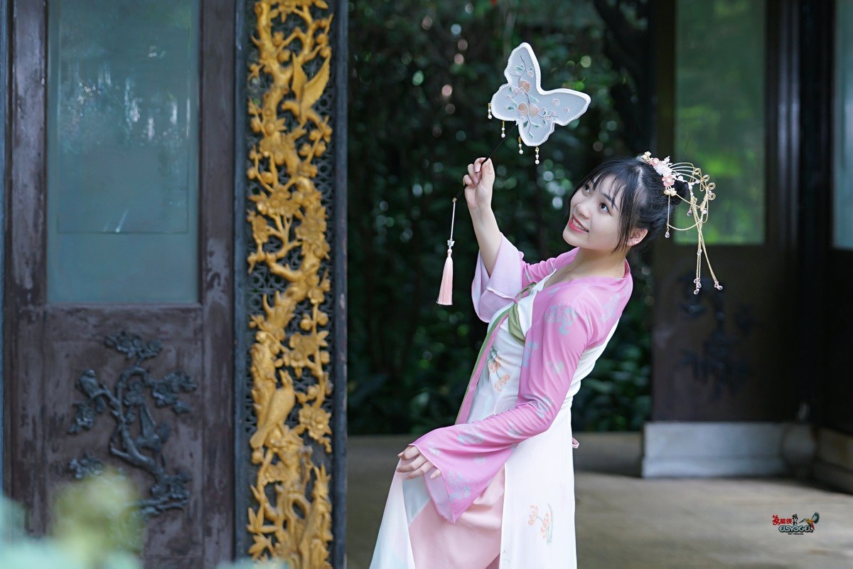 【妩媚古风女神】------佳佳