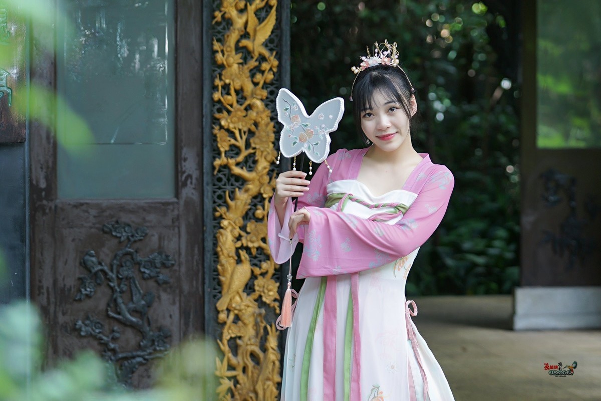 【妩媚古风女神】------佳佳