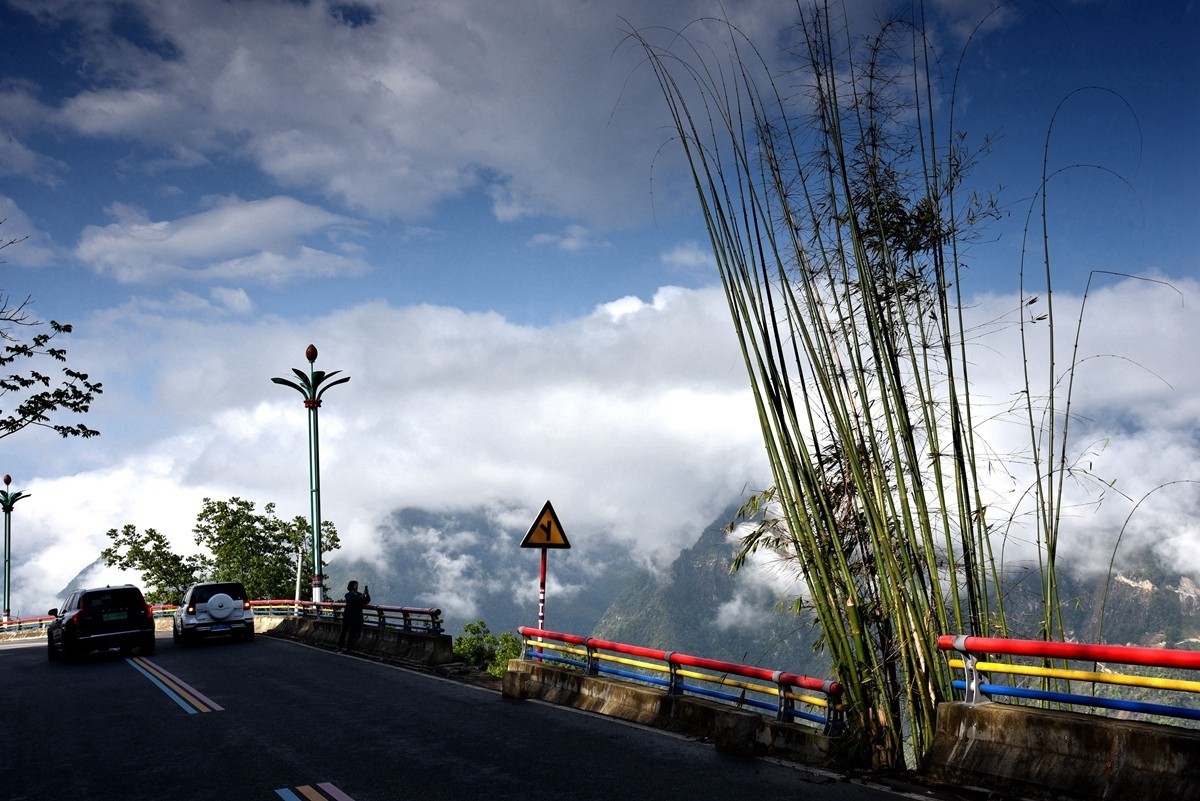 云上小城知子罗【12】