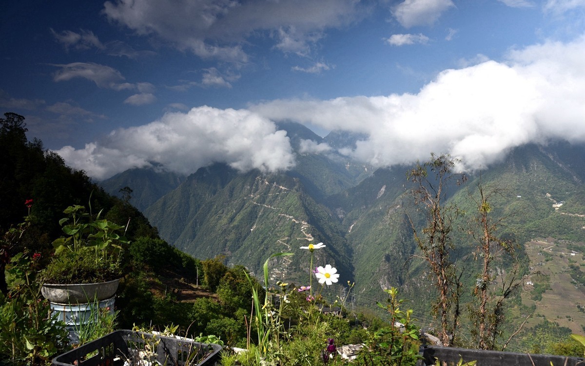 云上小城知子罗【12】