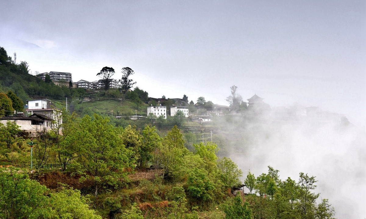 云上小城知子罗【13】