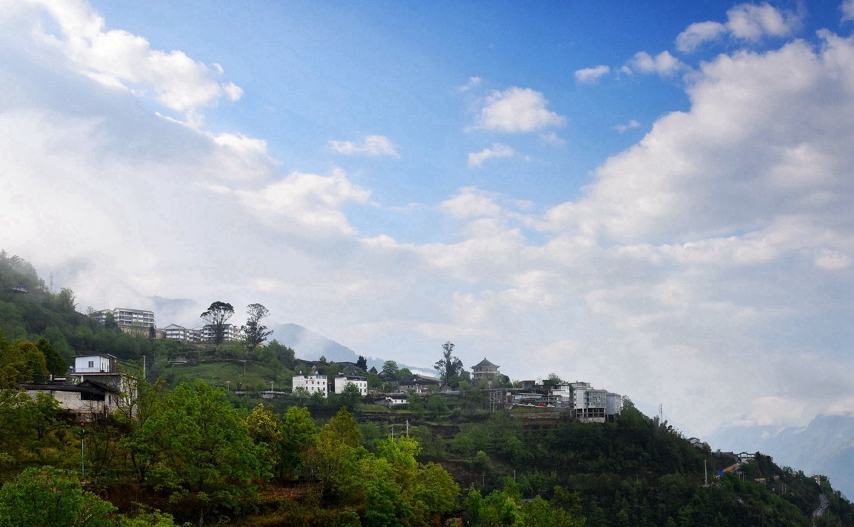 云上小城知子罗【13】