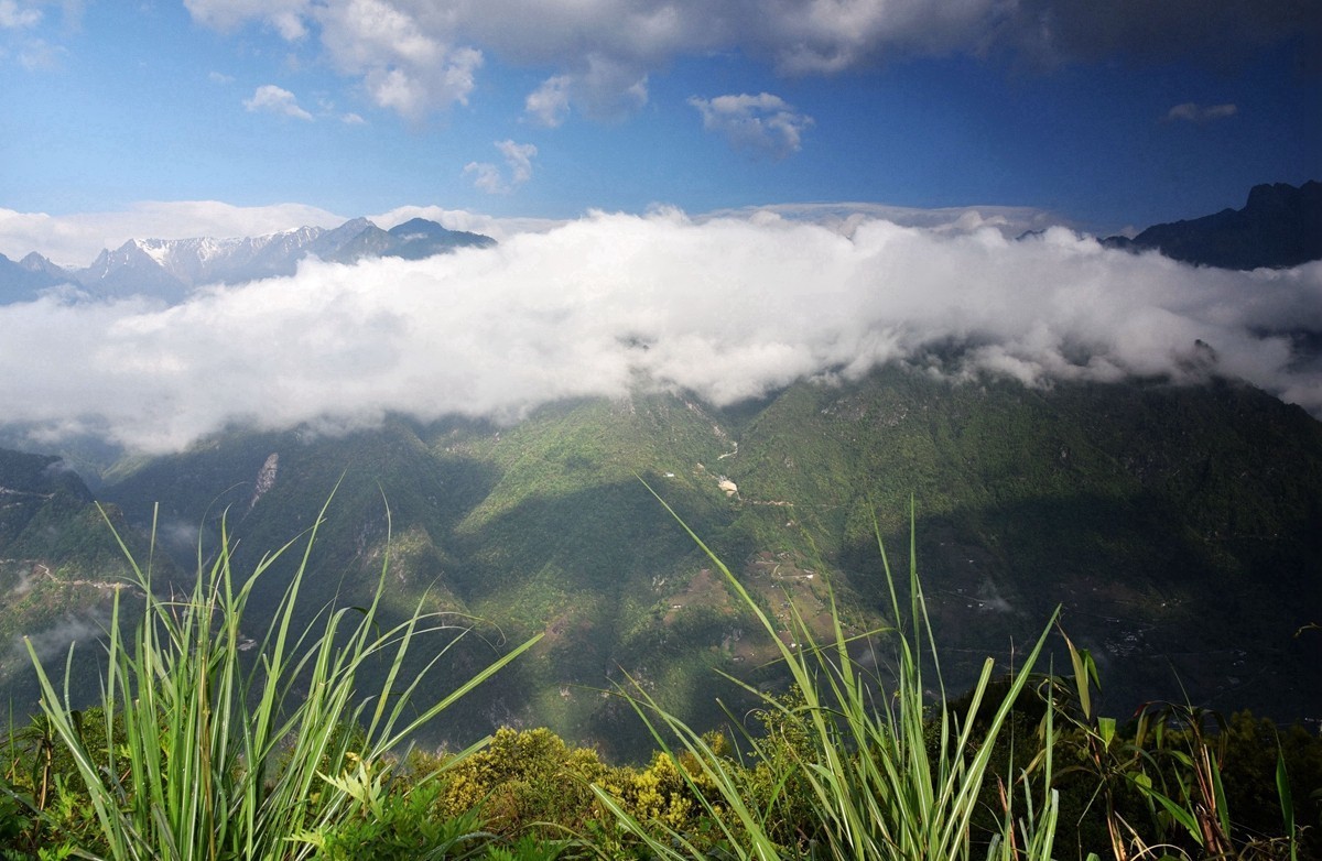 云上小城知子罗【13】