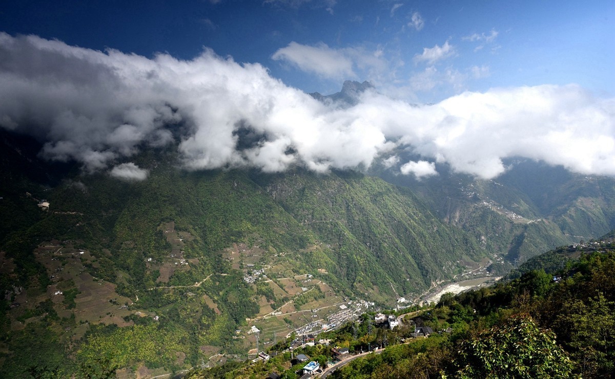 云上小城知子罗【12】