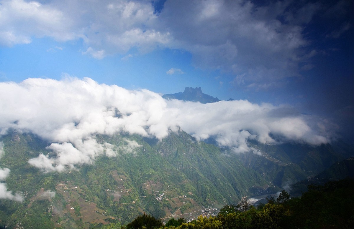 云上小城知子罗【13】