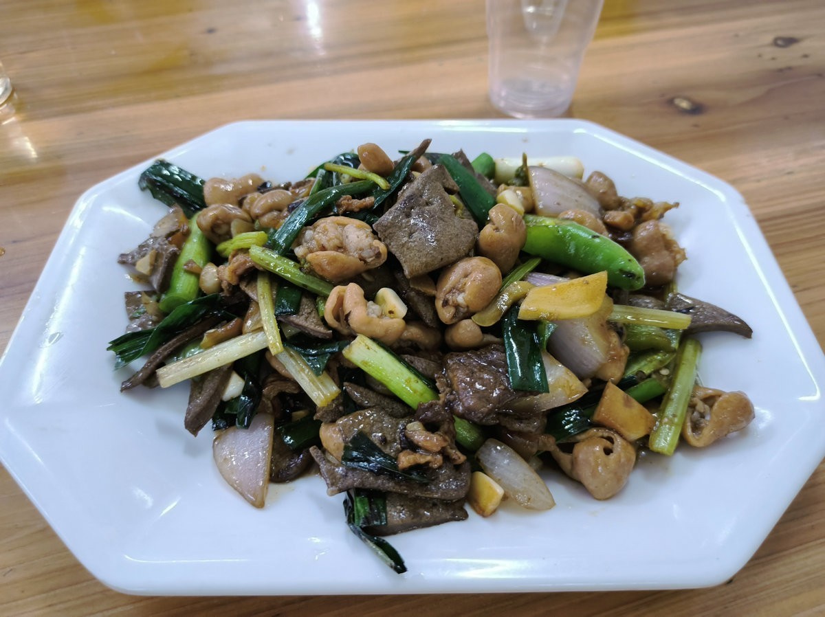 2024夏 海南环岛行（182）在梧州吃西江鱼