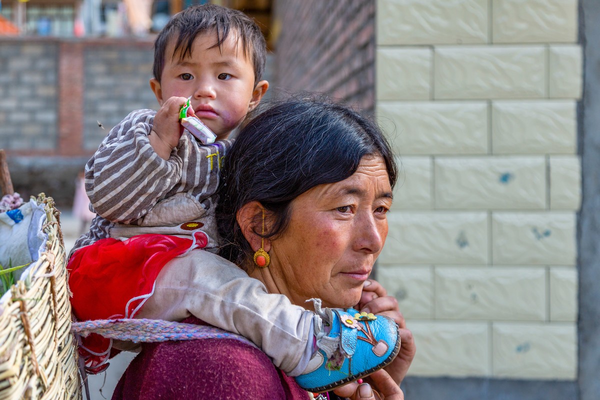 大山深处的藏族同胞