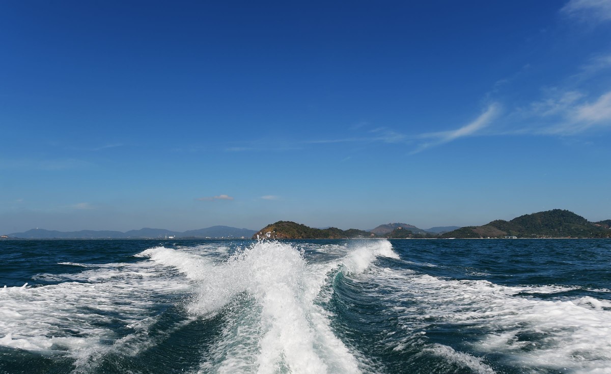 一组D4S 14-24 泰国皮皮岛海滩游艇海上风光随拍