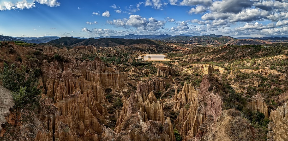 云南元谋浪巴铺土林之五