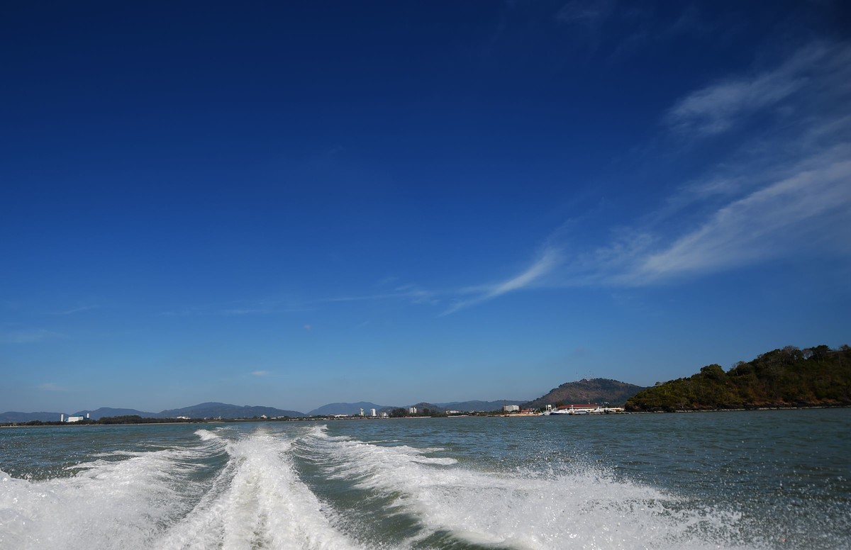 一组D4S 14-24 泰国皮皮岛海滩游艇海上风光随拍