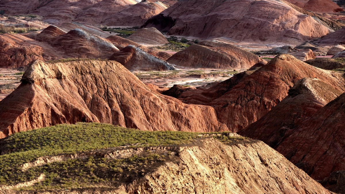 丹霞地貌“七彩仙缘”（02）