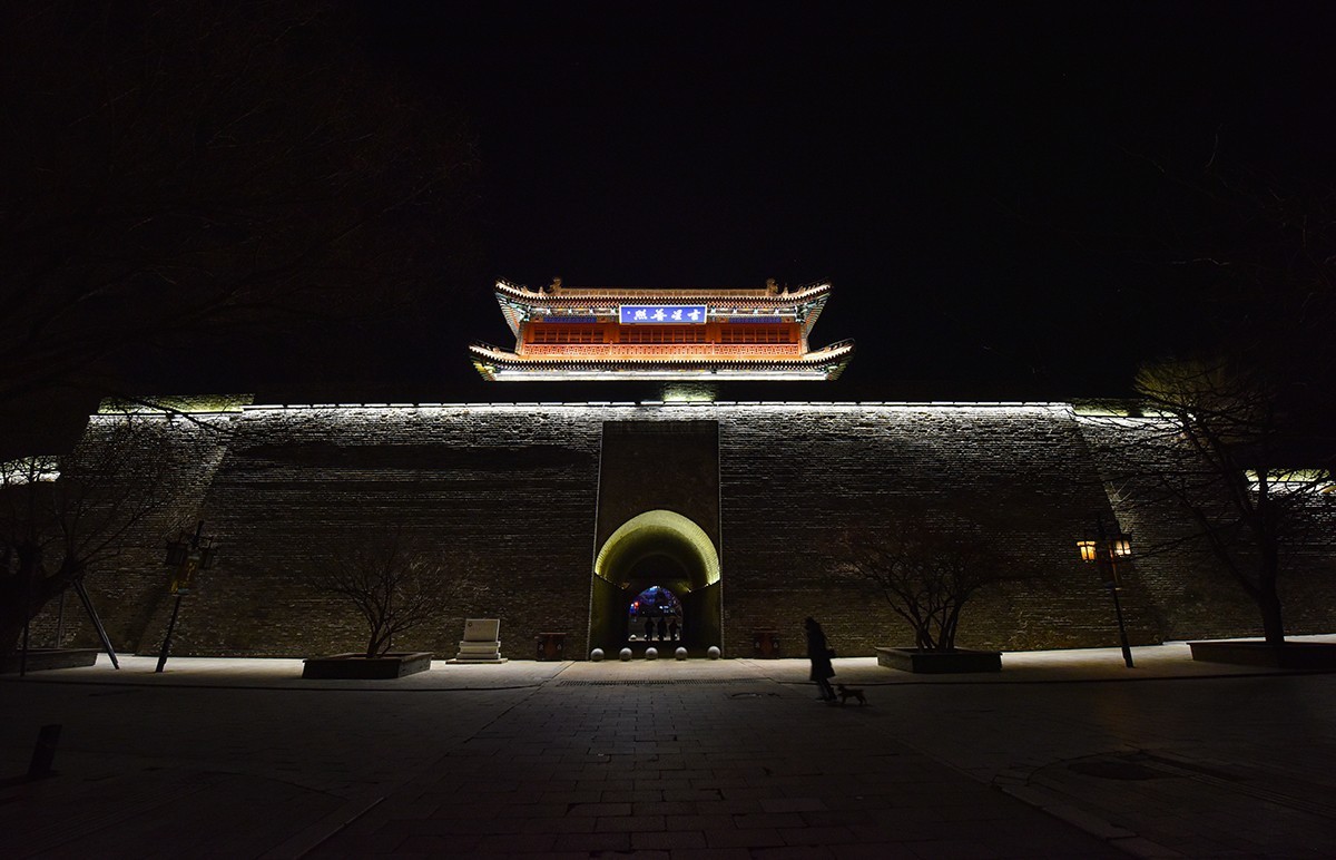 山东行    山海关夜色  （上）
