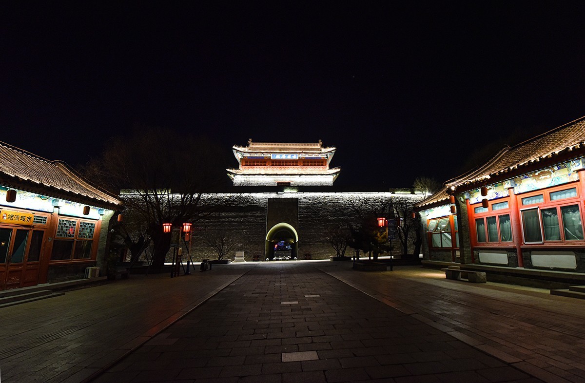 山东行    山海关夜色  （上）