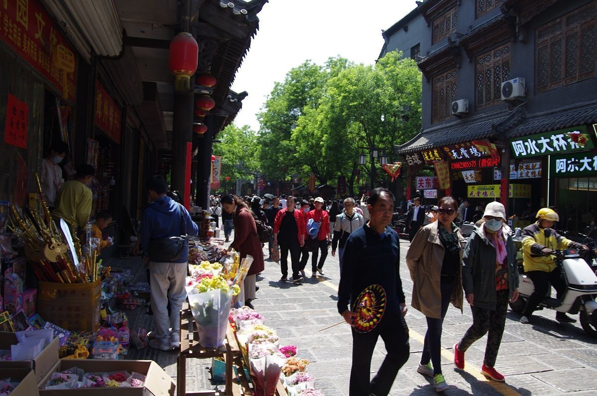疫情放开后的古城很热闹-16P