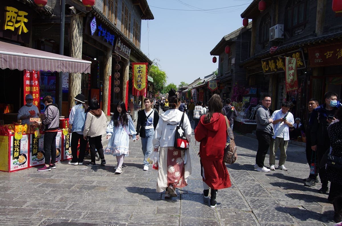 疫情放开后的古城很热闹-16P